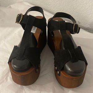 STEVE MADDEN Black Platform Sandals